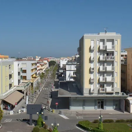 Condominio Mauro Apartment