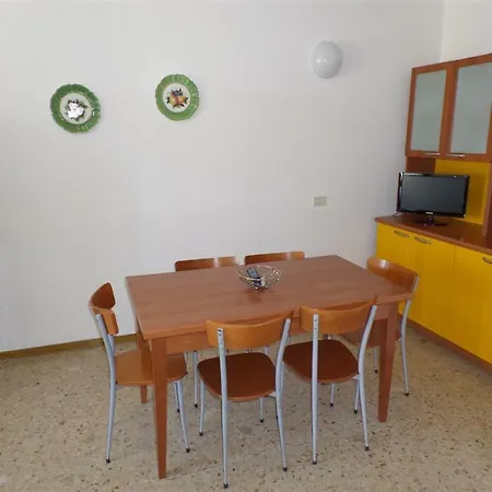 Apartamento Condominio Mauro Bibione